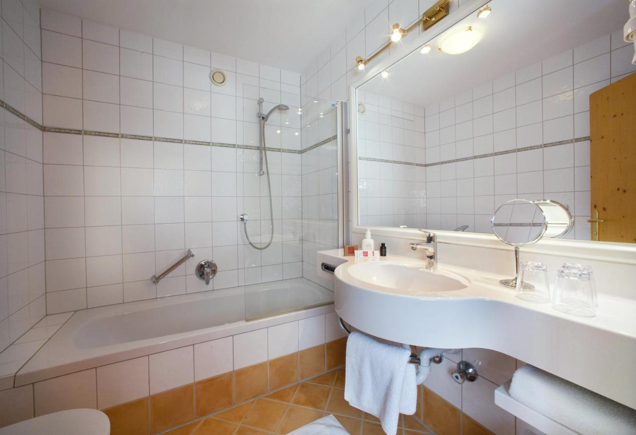 Bruno Hotel